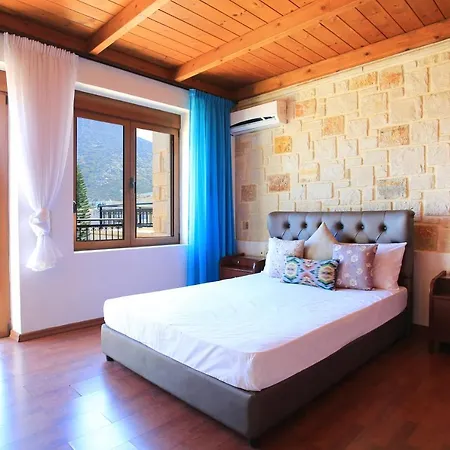 Ode With Private Pool *