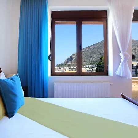 Ode With Private Pool * Hersonissos (Crete)